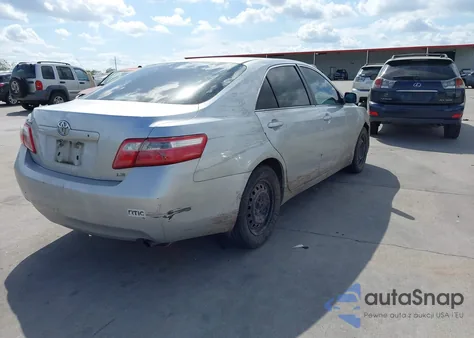 2009 Toyota Camry Le z USA, uszkodzony, nr VIN 4T1BE46K29U363749